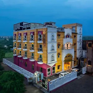 Hotel Foxoso Taj View